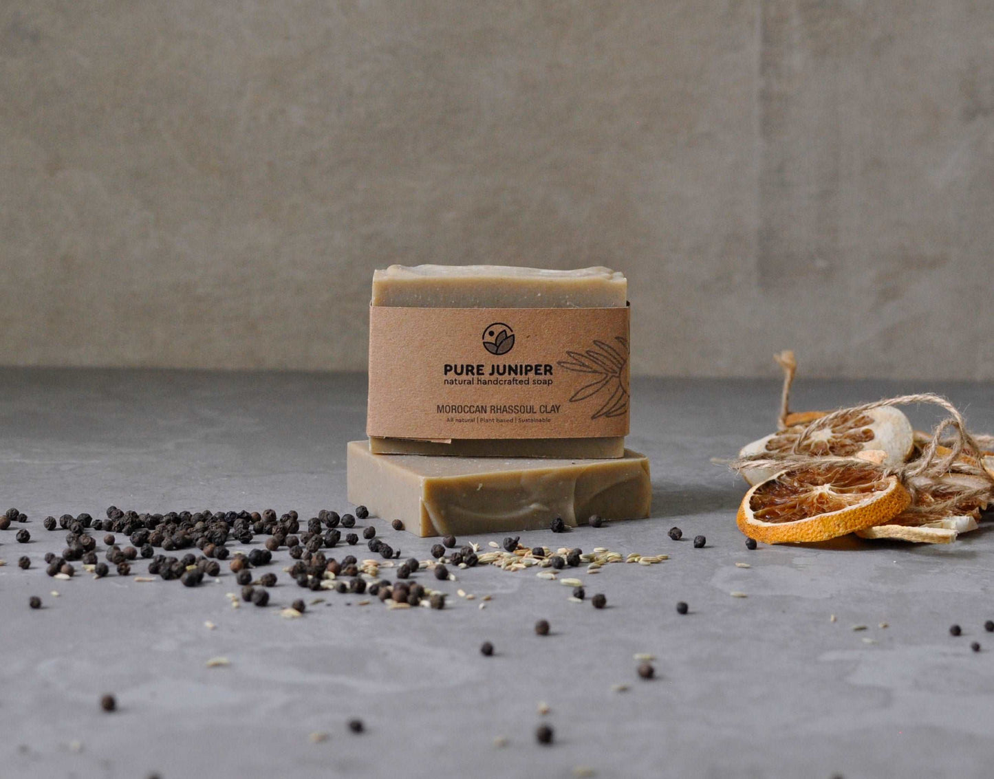 Pure Juniper - sapun premium natural - argila marocana - detoxifiant si hranitor - fenicul si piper negru