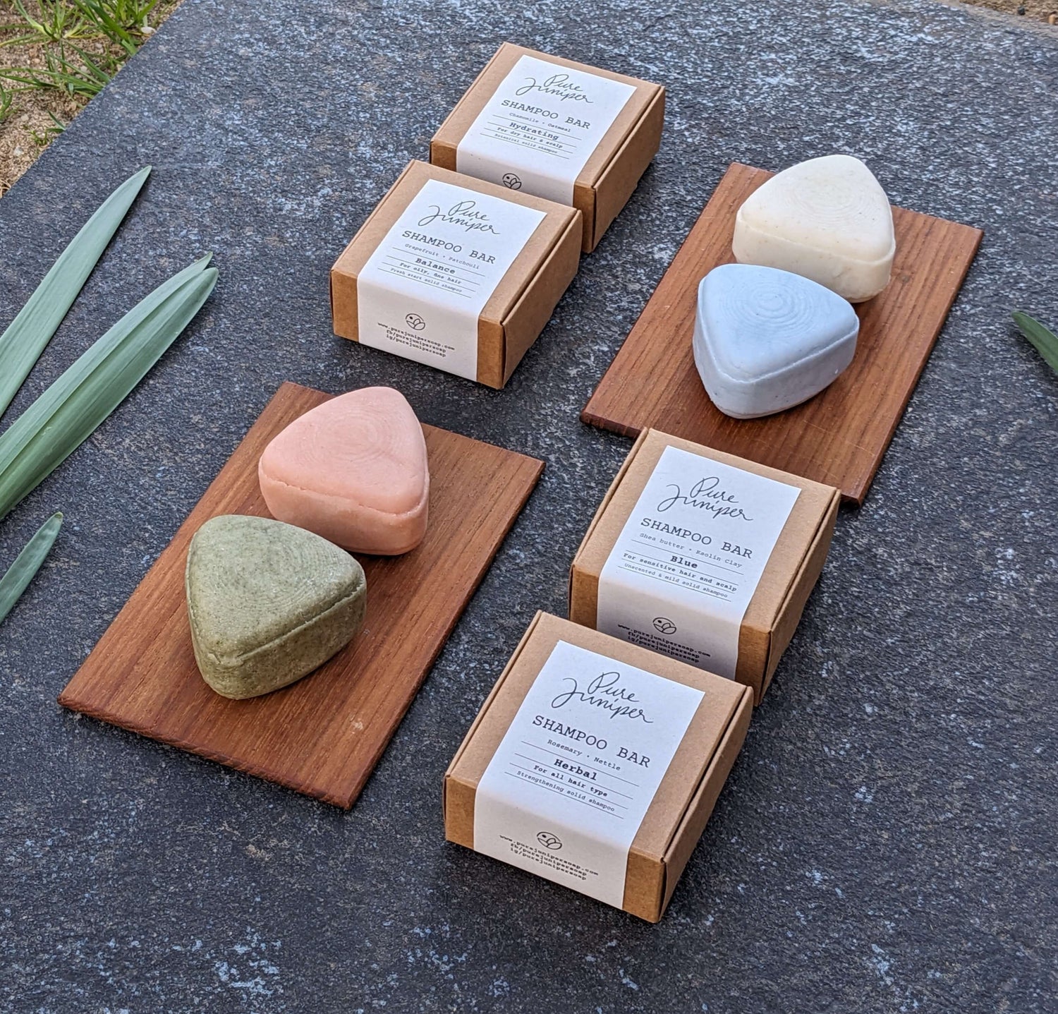 Șampon solid Pure Juniper - sampon solid Balance - potrivit pentru par cu tendinte de ingrasare